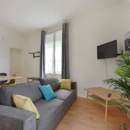 Point Calme & Strategique De Tours Apartment Ngoại thất bức ảnh